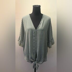 Max Studio-Green‎ Boxy Blouse with 3/4 Sleeves Size L